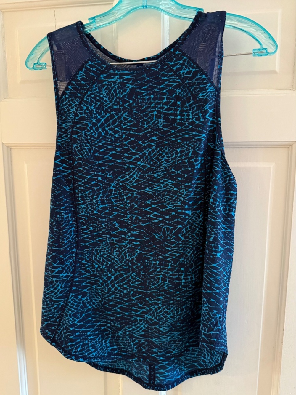 lululemon athletica Navy and Teal Patterned Sleeveless Tank